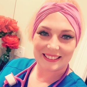 Meet your Posher, Nikki